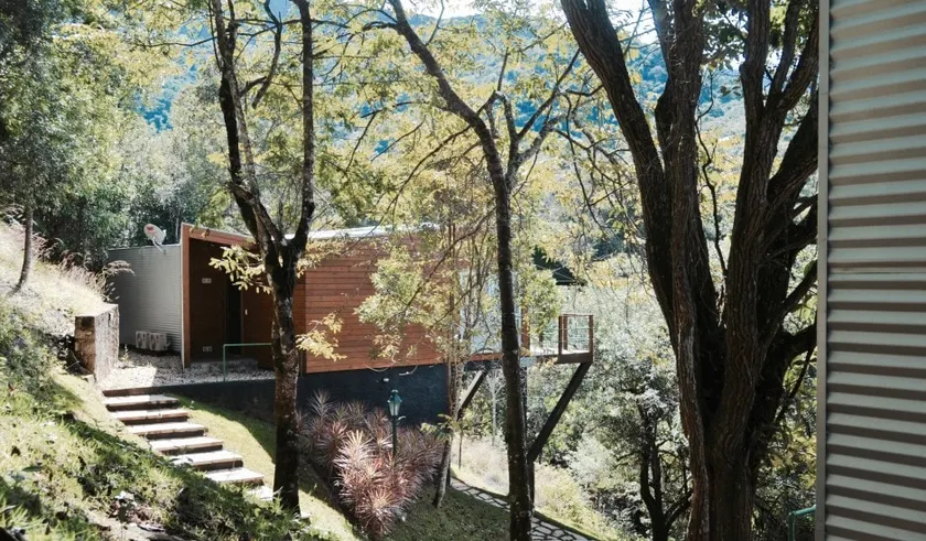 Beautiful, exclusive, in the middle of the woods, 120m2 - Image 1