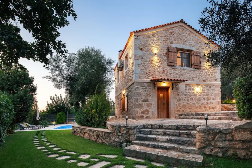 Villa Caneva - Countryside Haven with Full Privacy - Image 1