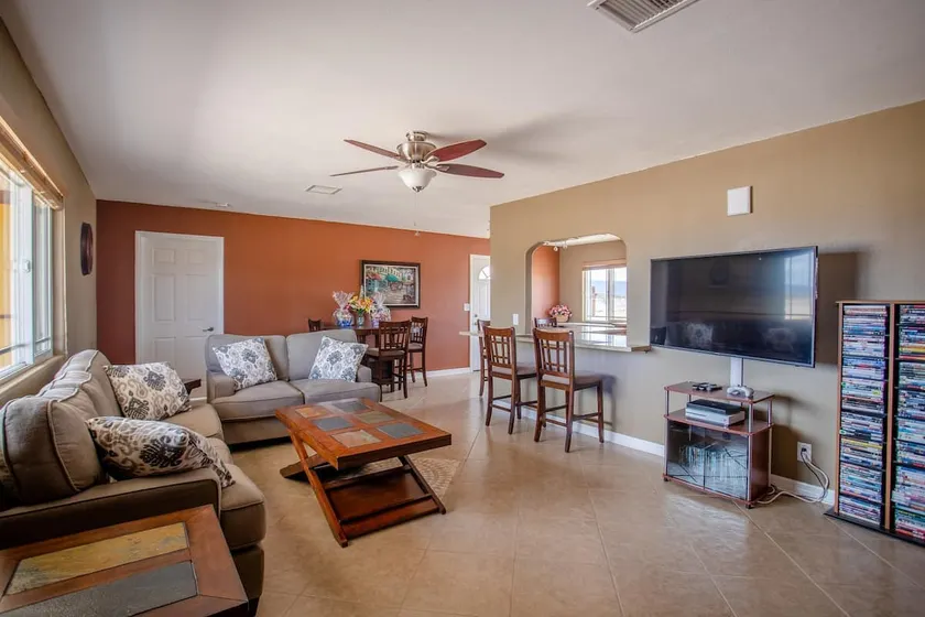 Sunlight Retreat - 2.5 Acres, Pool, Spa, Desert - Image 1