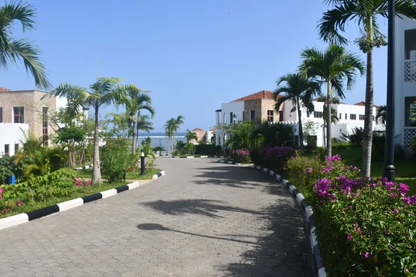 Sultan Palace Beach Retreat Mombasa - Image 1