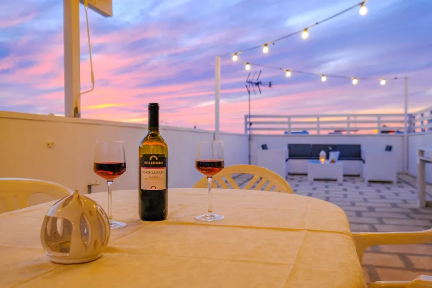 CASA MARINA seafront very close to the beaches - Image 1