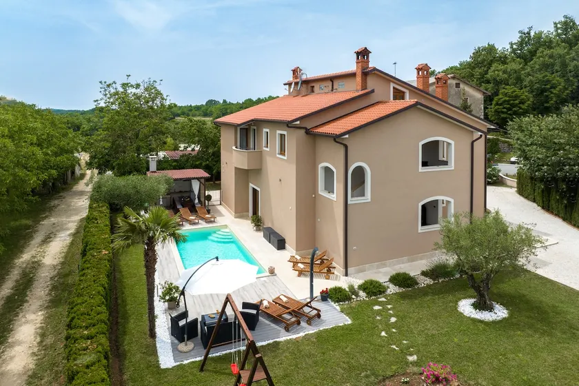 Beautiful villa Dani with panoramic view in Vizina - Image 1