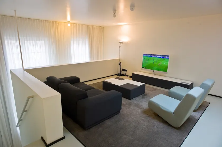 Urban Maisonette at Vrijthof Square >Fully Serviced! (65m2) - Image 1
