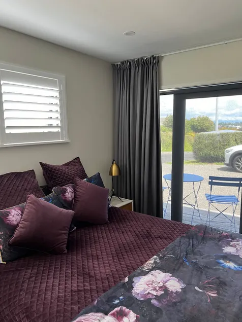Cozy and clean open plan studio near the estuary - Image 1