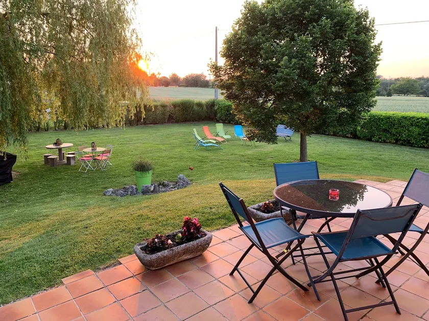 Le Bleu de B. Holiday cottage for up to 10 people - Image 1
