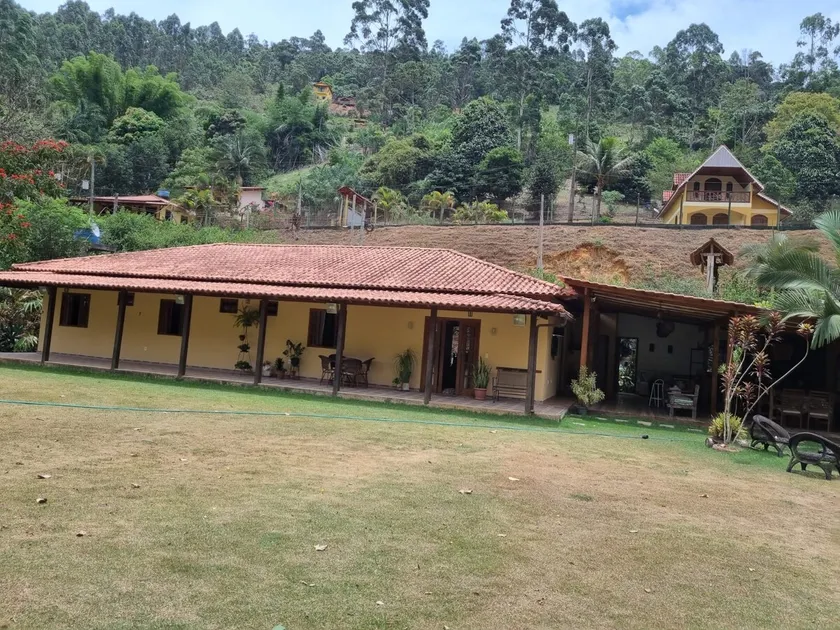 Beautiful farm in the Espírito Santo mountains - Image 1