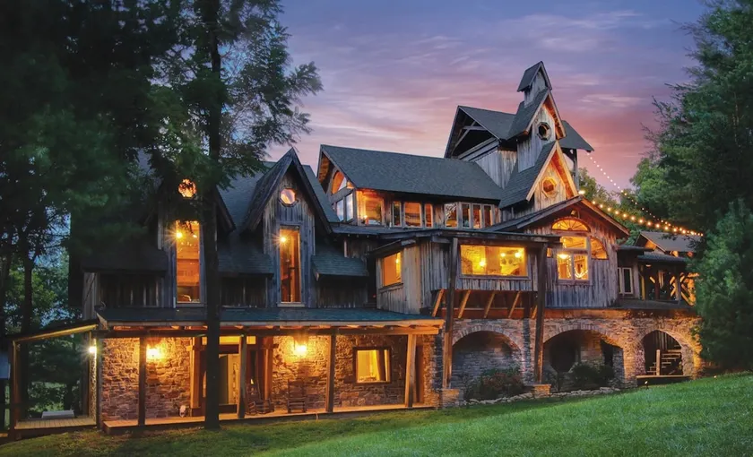 Whimsical Gatehouse at Dark Horse Estate - Image 1