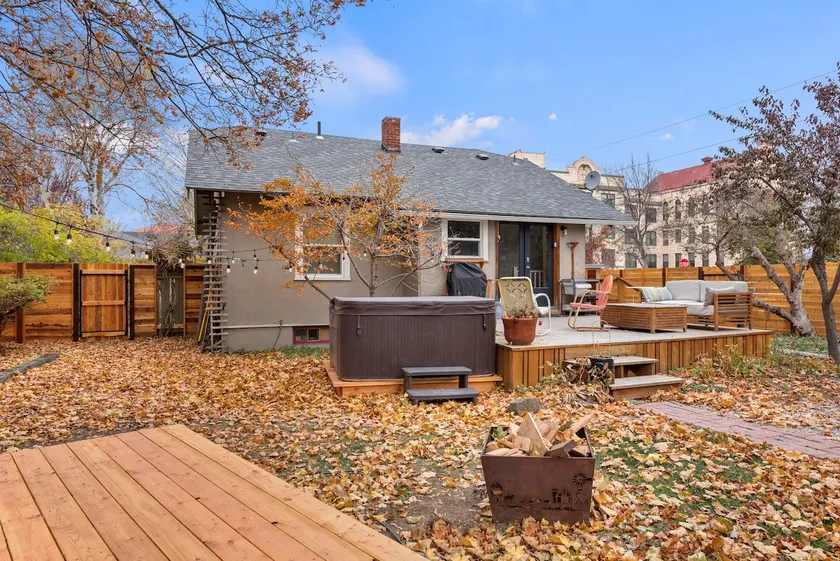 Classic Cottage in the Heart of Downtown Historic Baker City - Image 1