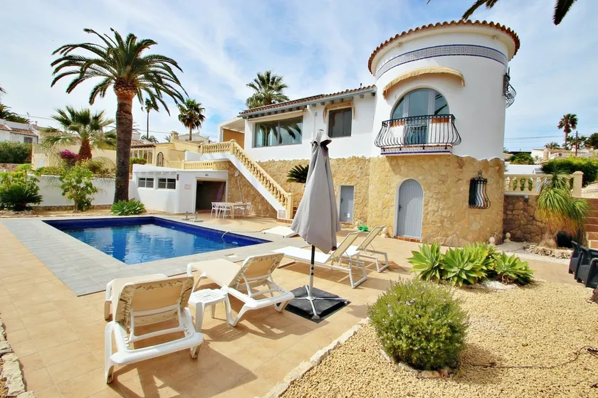 Svälja - semesterhus på kullen med panoramautsikt över Moraira-kusten - Image 1
