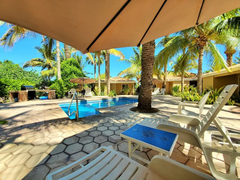 ”Coco Cabana #6” - Quiet, Pools, Close to Downtown - Image 1