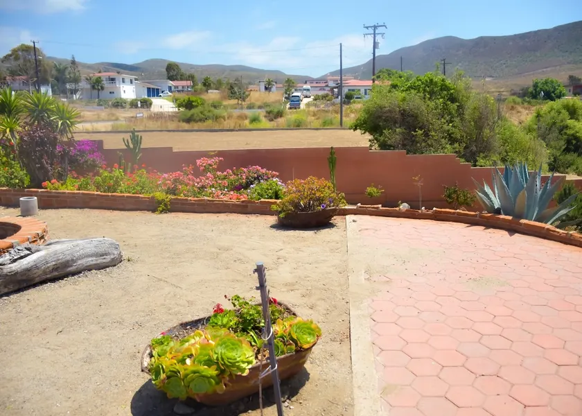 Ofelia's Beach House - Image 1