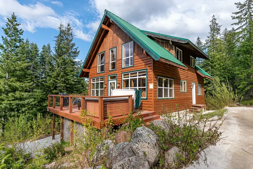 Hot Tub Cool Views: Roaring Creek Cabin - Image 1
