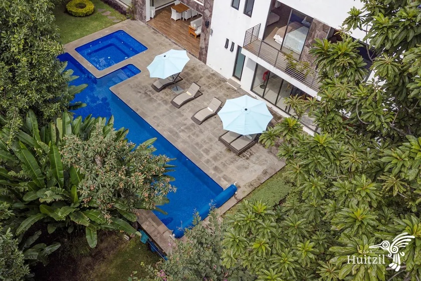 Huitzil House. Garden + pool + heated jacuzzi - Image 1