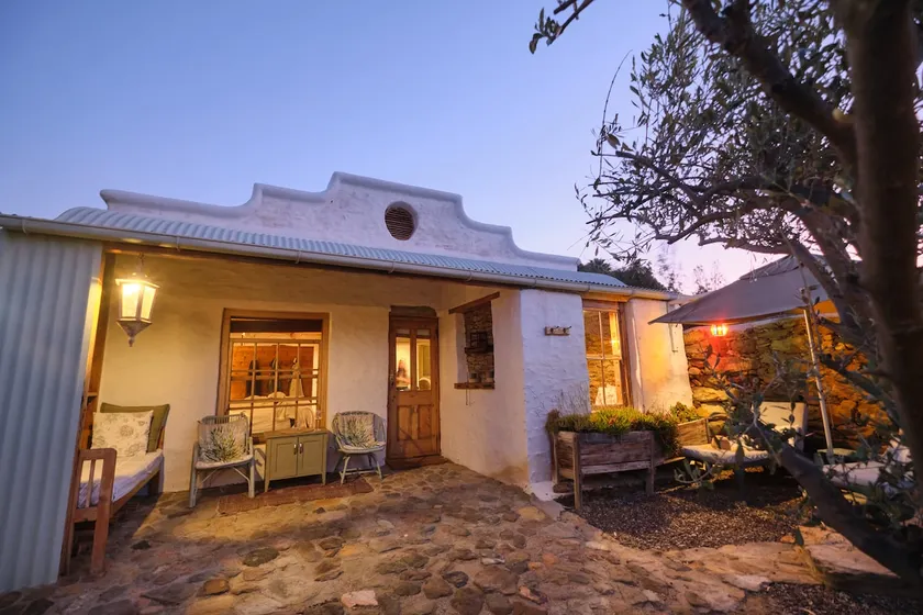 Olive Stone Farm Cottages - Image 1