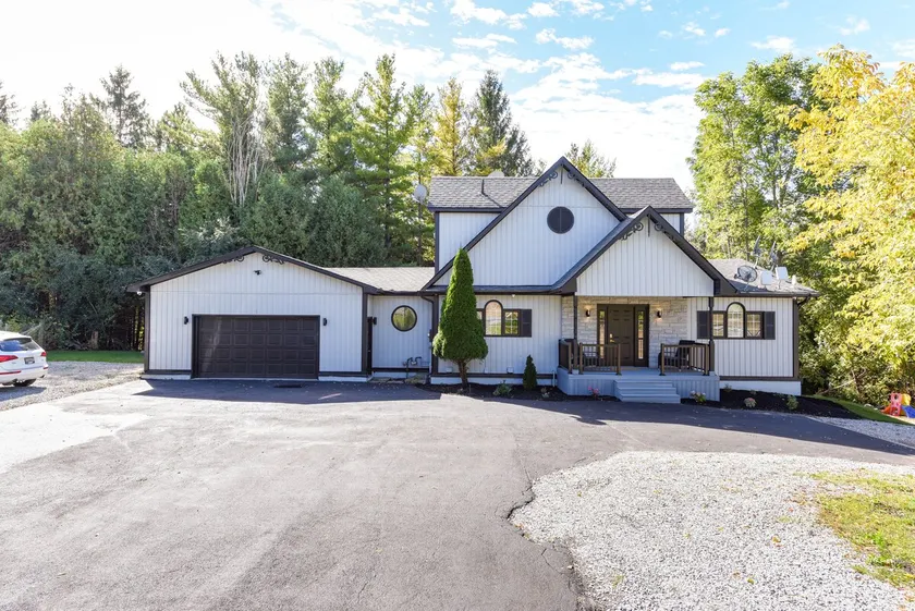 Modern 6BR Retreat in Caledon - Image 1