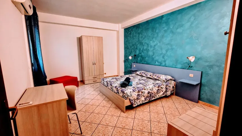 ♥ The House on the Boulevard ♥ - Image 1