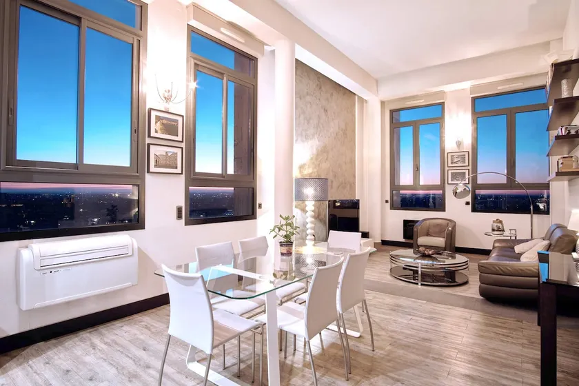 Premium Loft 80 m2, stunning view on the 18th floor - Image 1