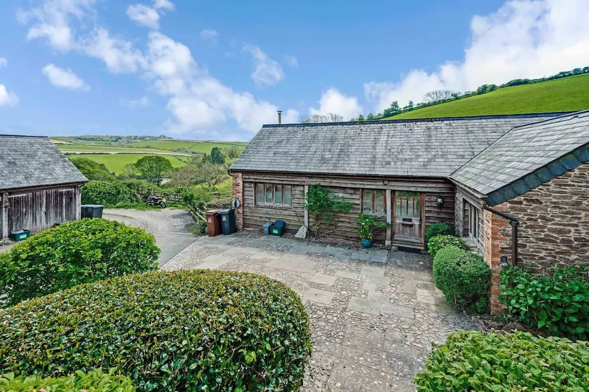 Wonderful Dog Friendly Cottage, Bigbury on Sea - Image 1