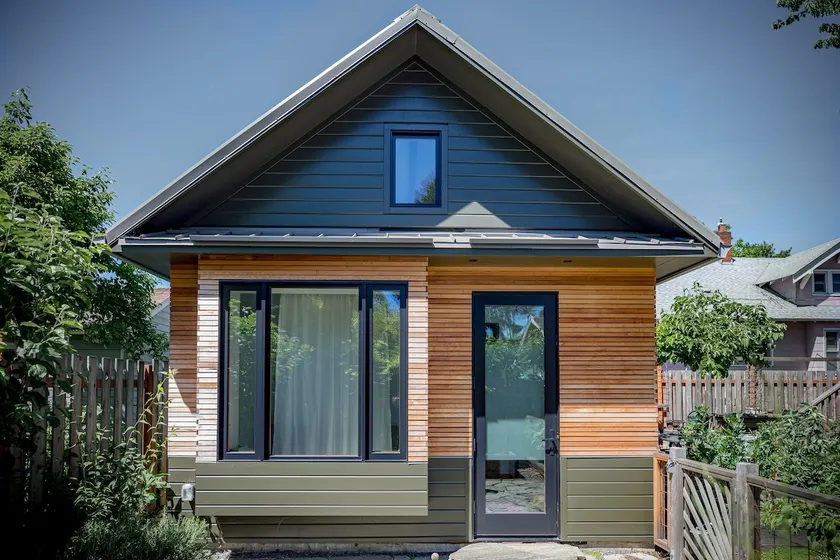 NE Irving Park Cottage - Image 1