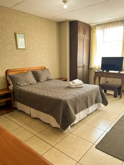 Studio-Type Apartment in Zone 15 - Image 1