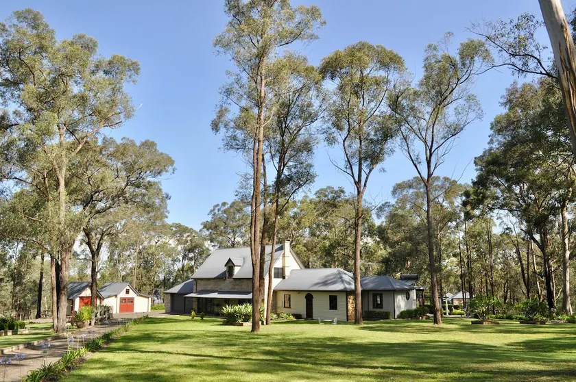 ”Moonlight Ridge” Hawkesbury Guesthouse - Image 1