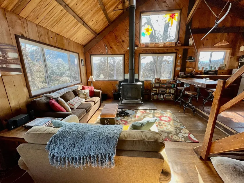 Big Hill House: Artisan Built Near Berea Hiking - Image 1