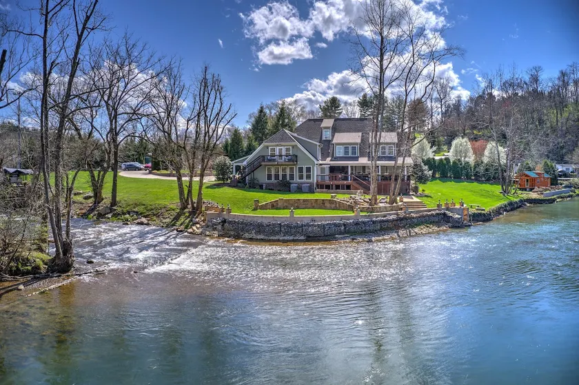 Watauga Riverbend Retreat - Image 1