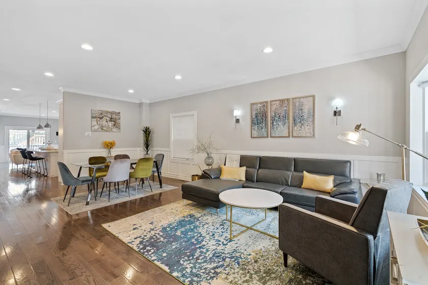Elegante casa de 6 habitaciones en Trendy Logan Square. (Superhosts) - Image 1