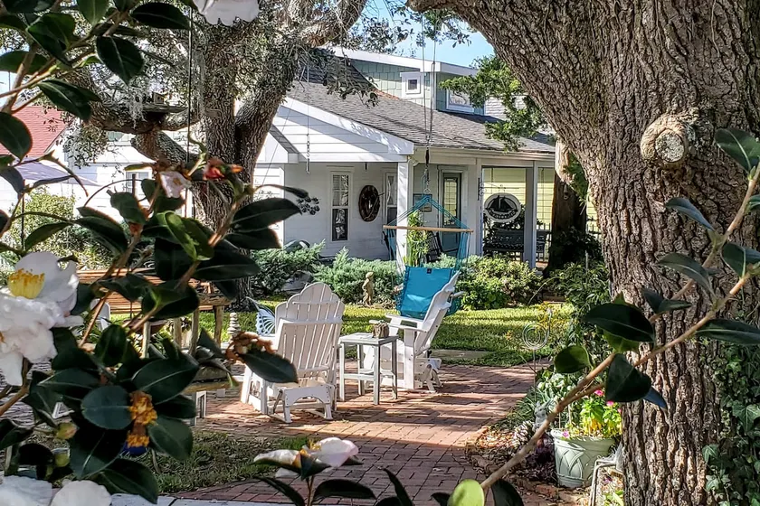 Beaufort Bungalow on Belle Air Nautical Themed - Image 1