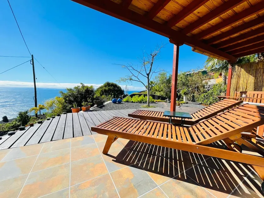 Well-maintained apartment on the cliff, west, small version - Image 1