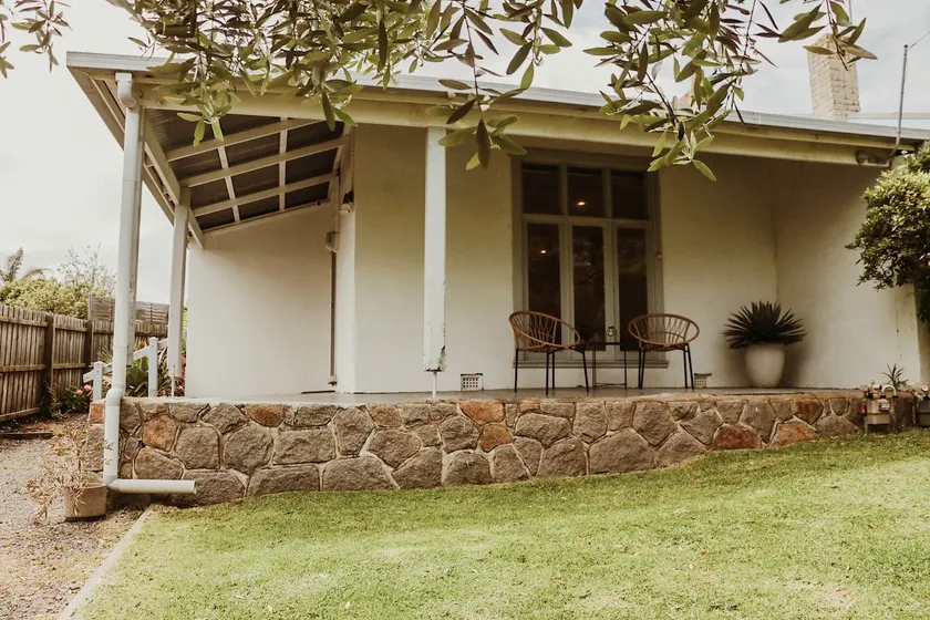 Rosebud beach cottage - Netflix & Wifi - Image 1