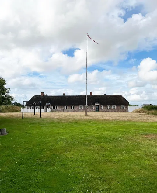 Holiday apartment on a dune farm by the North Sea - Image 1