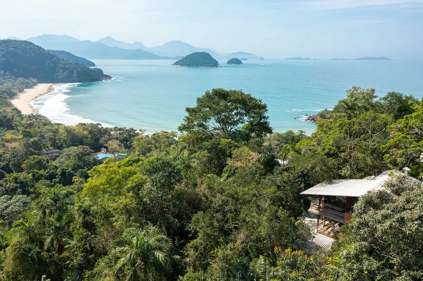 Spectacular view in harmony with nature - Image 1