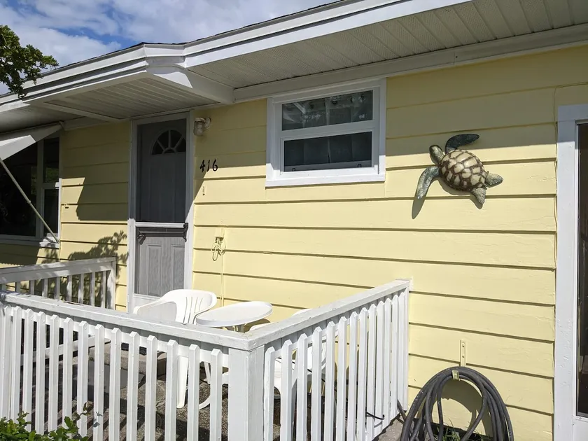 The ”Turtle Cottage” - a charming beachy retreat. - Image 1