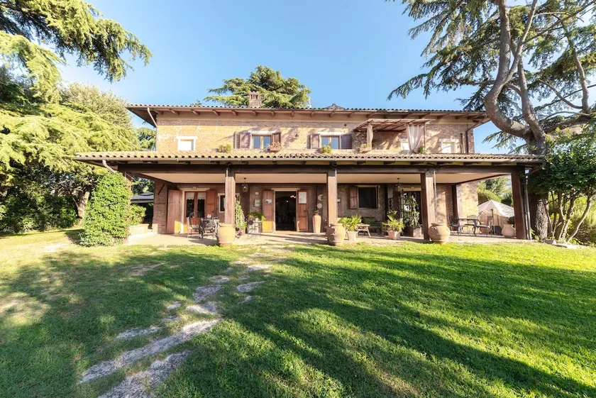 Awesome Apartment in Castiglione D.lago PG With Wifi and Outdoor Swimming Pool - Image 1