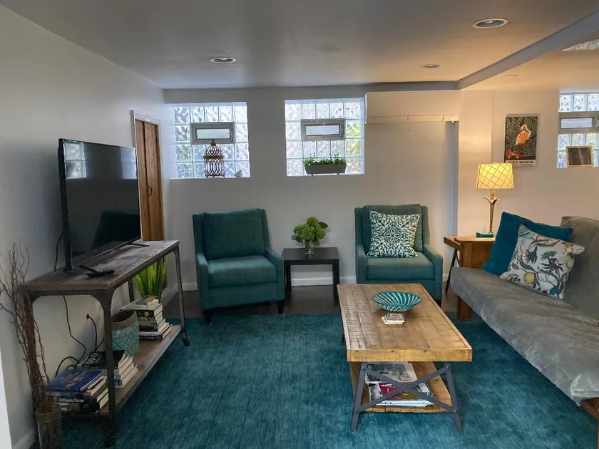 Great location, private entry and patio! - Image 1