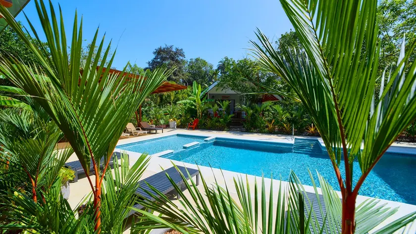 Casa Shaquir H -Luxury Villa with Private Pool & Stunning Views - Image 1