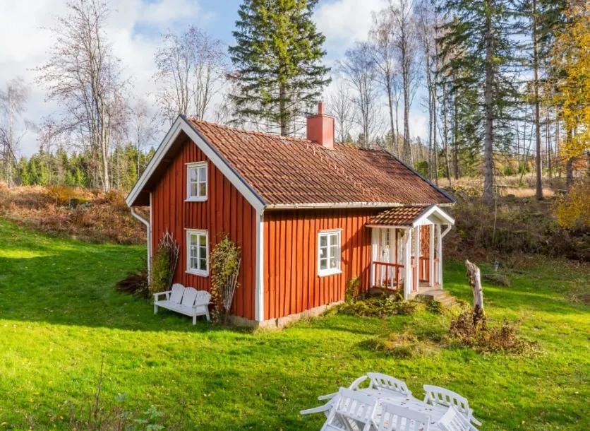 Cozy summer village close to nature - Image 1