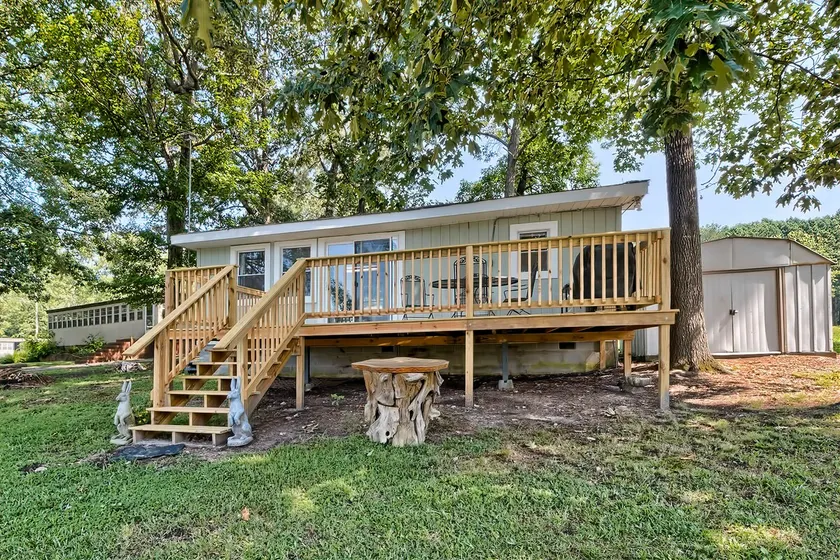 Honey Hole -sunsets. Quiet. nice deck & dock. - Image 1