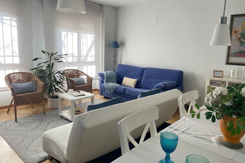 San Juan de los Reyes House + parking (6-10 people) - Image 1