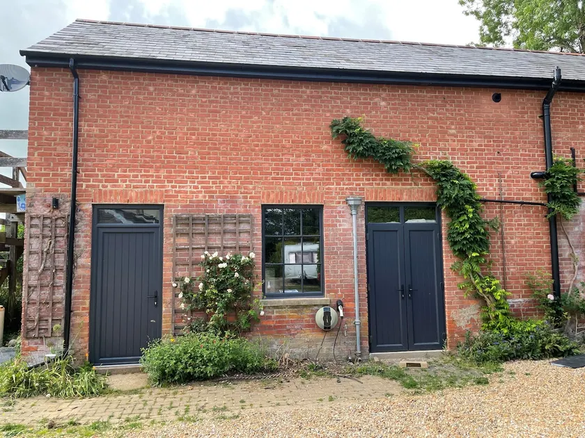 The Old Coach House - countryside escape in Jane Austen country - Image 1