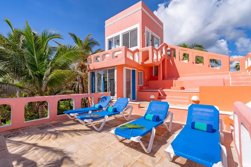 Ocean front home Akumal 4 bedrooms Large Pool - Image 1