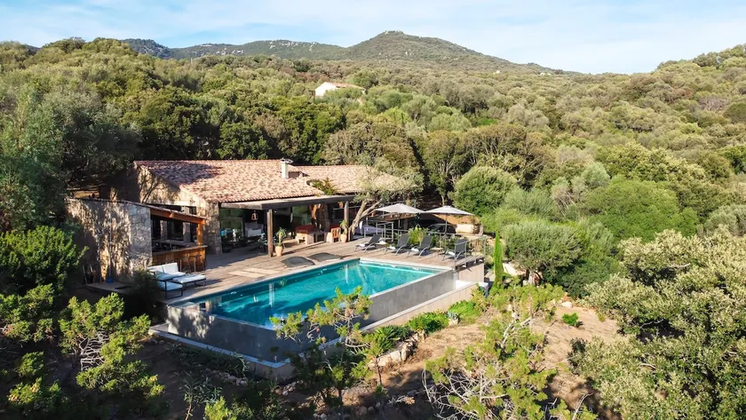 Villa 250 m2 heated pool & beach 5 min walk - Image 1