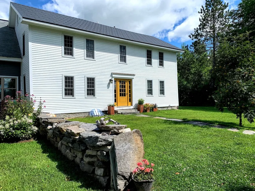 Hebron Historic Farmhouse - Image 1