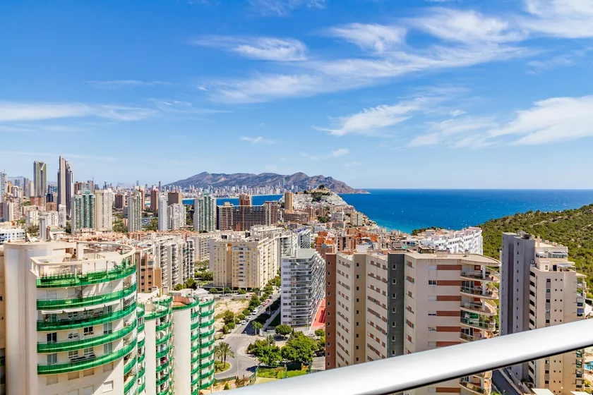 Penthouse sea view, pool, terrace, 2 bedrooms - Image 1