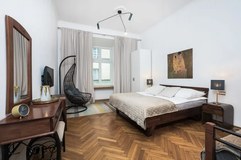 Fabulous stay in old town • main street • by COTA - Image 1
