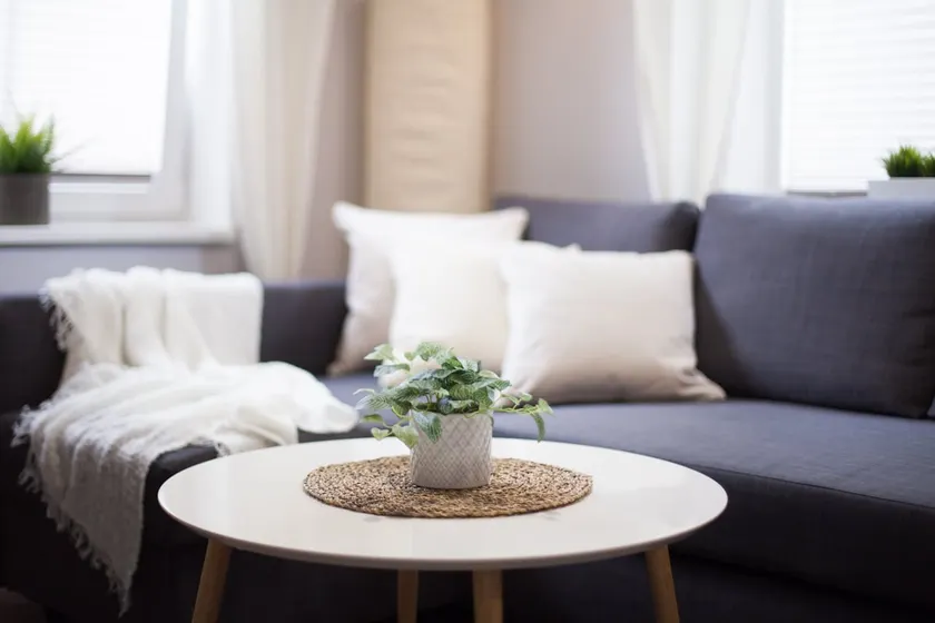 Cozy Apartment in Kaunas with Free Parking - Image 1