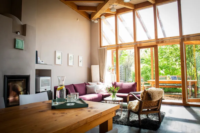 Weitzel's ”Big Home” suite - Image 1
