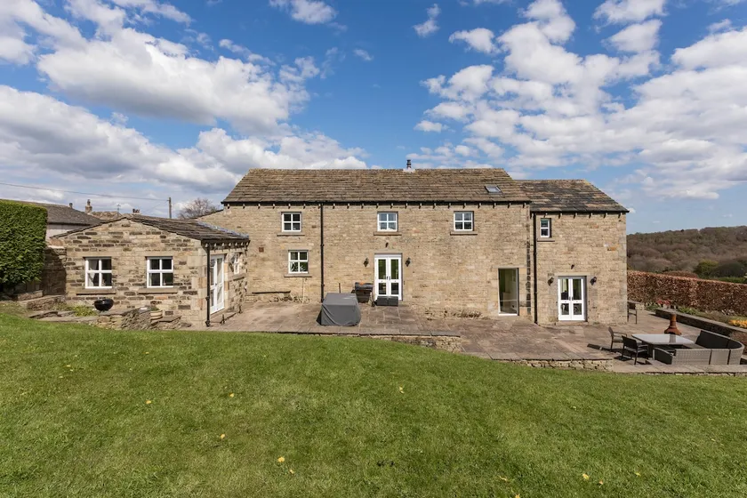 OAK TREE FARM - Image 1