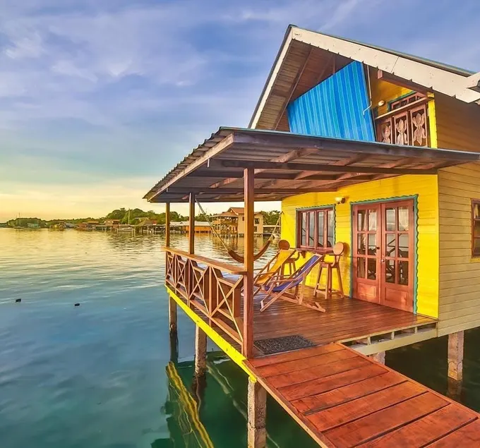 Deluxe Over the Water Bungalow with Great Sea View - Image 1